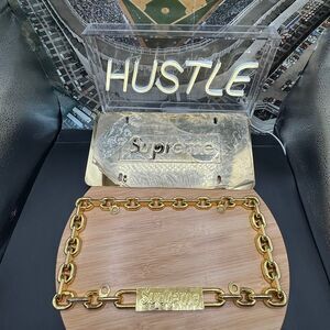 Supreme Chain License Plate Frame Gold (FW18)